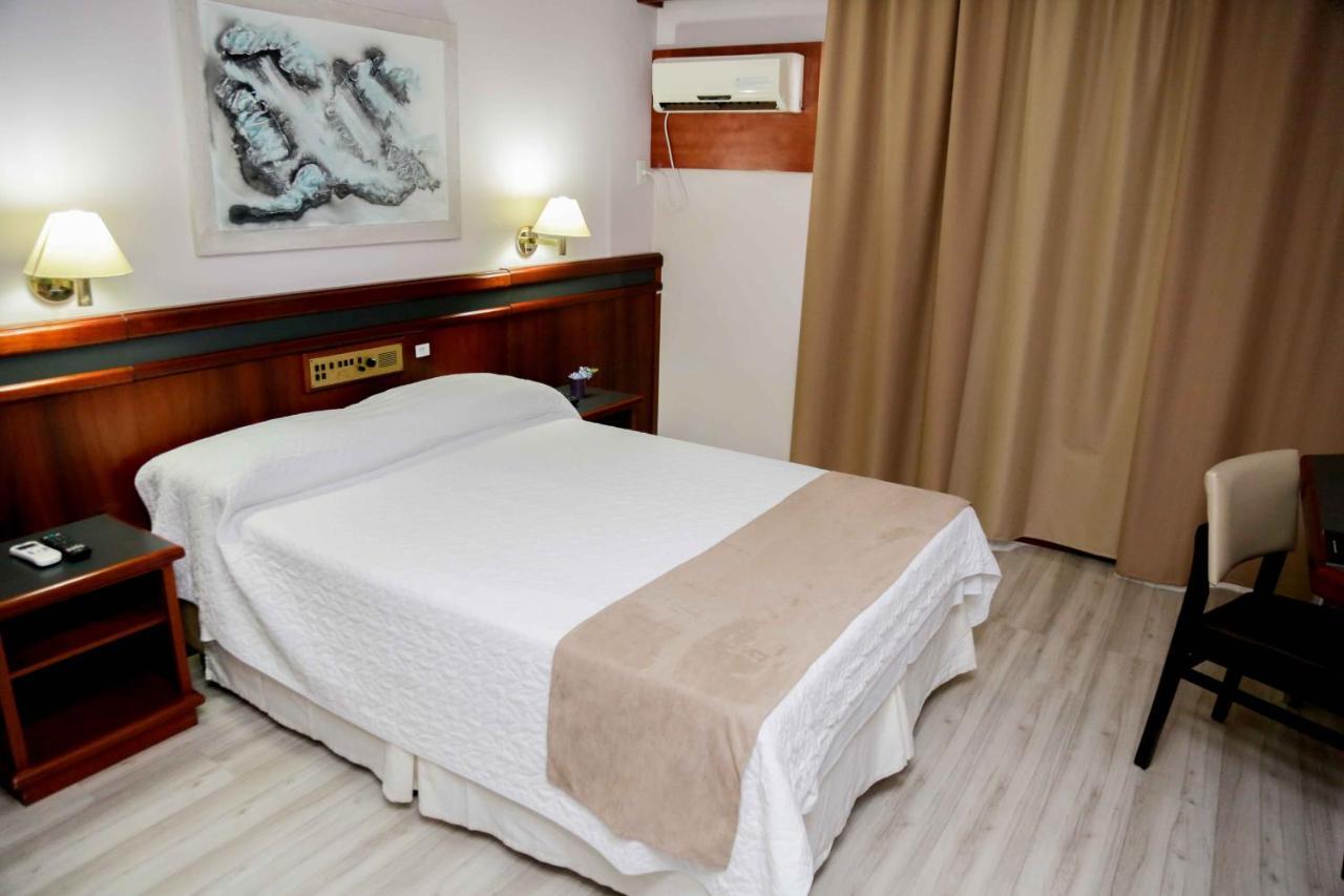 Susin Hotel Mafra Esterno foto