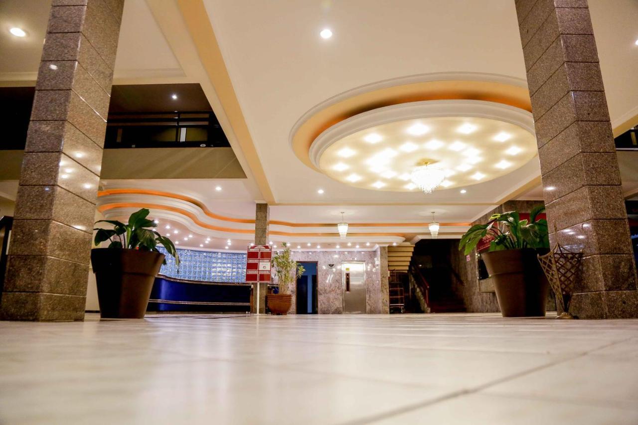 Susin Hotel Mafra Esterno foto